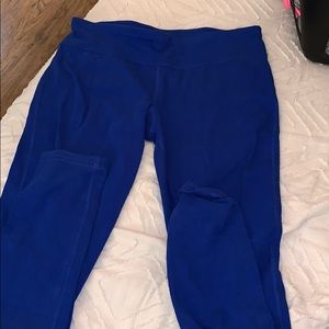 Under armour leggings/ pants size m